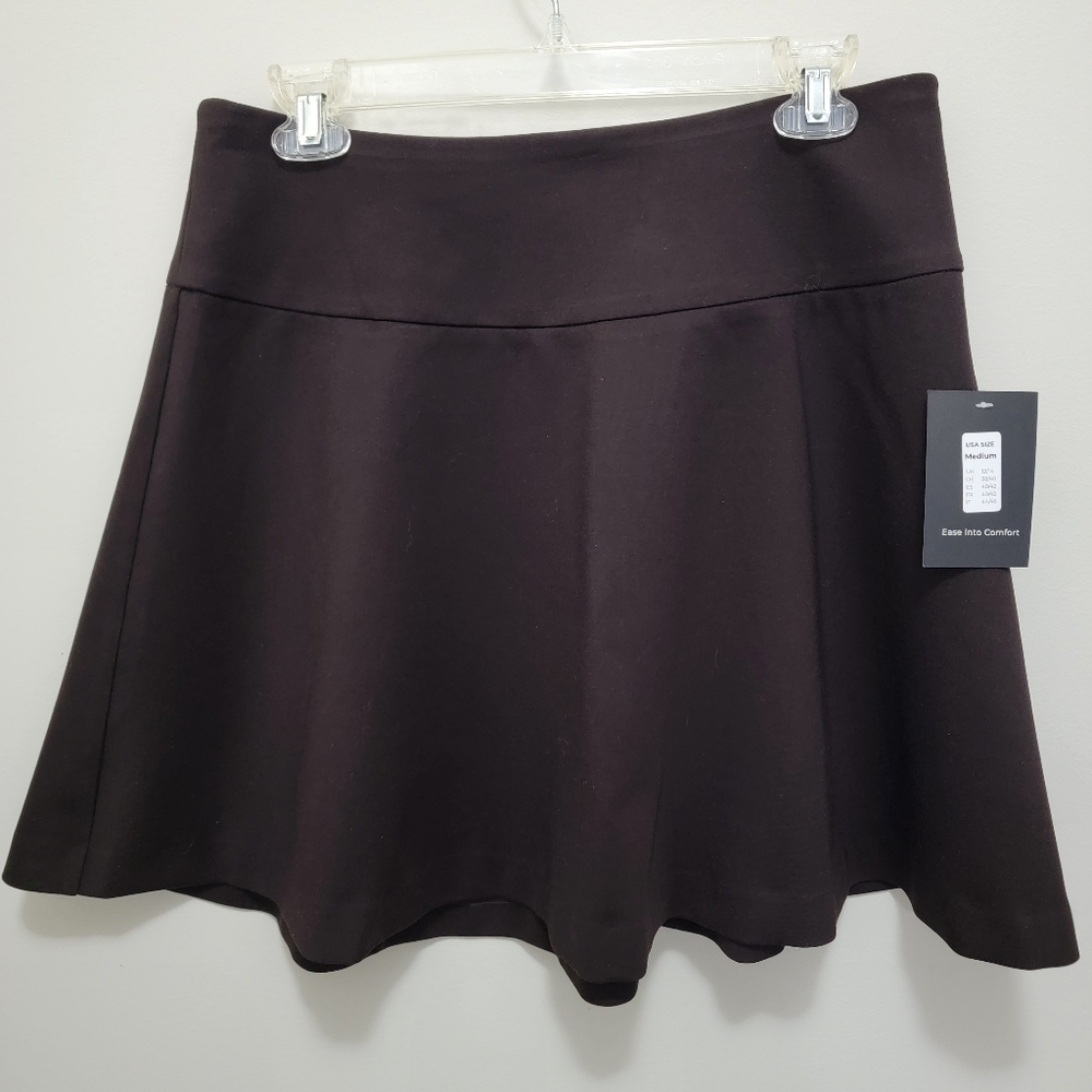 Rekucci Short Stretchable Flare Skirt Med Waist 30 inches Length 17.5 Brown  NWT